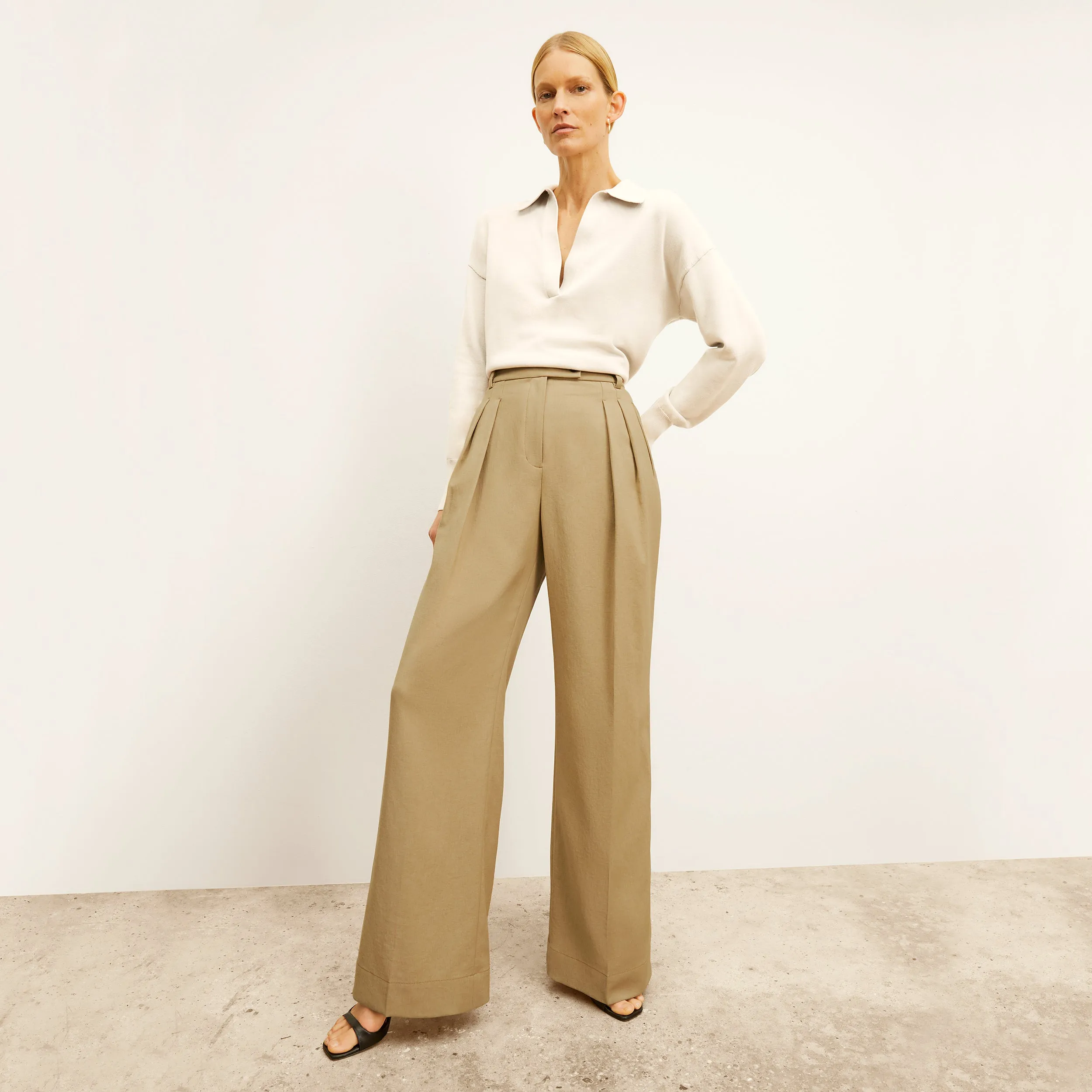 Bia Pant - Air Twill :: Macaroon