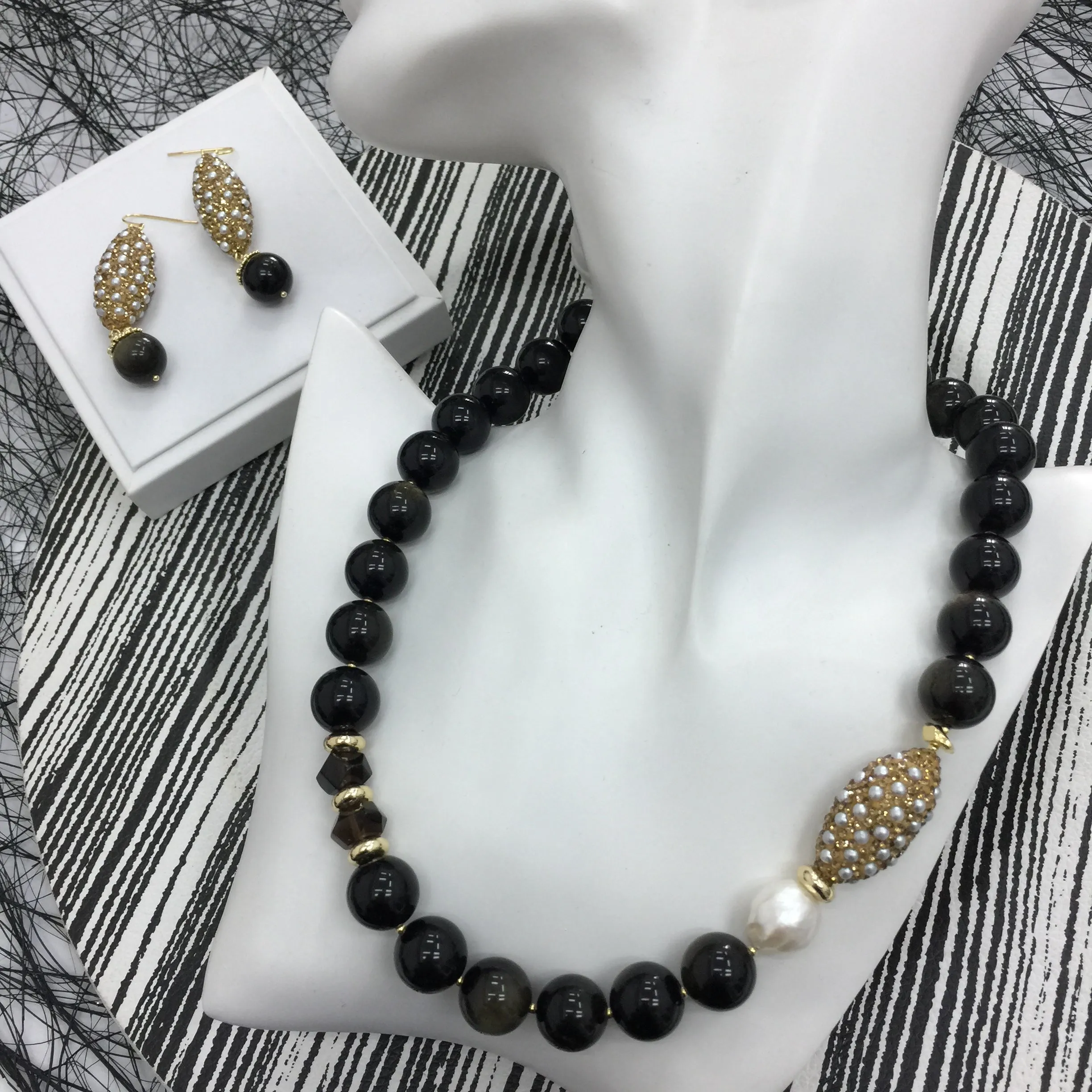 Black Obsidian With Freshwater Pearls Statement Necklace AN024