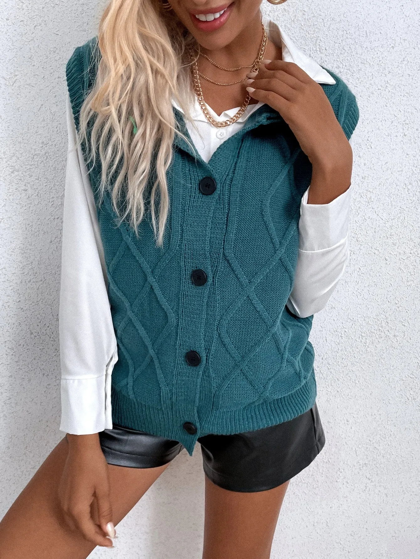 Casual Plain Button Sleeveless Regular Women Cardigan