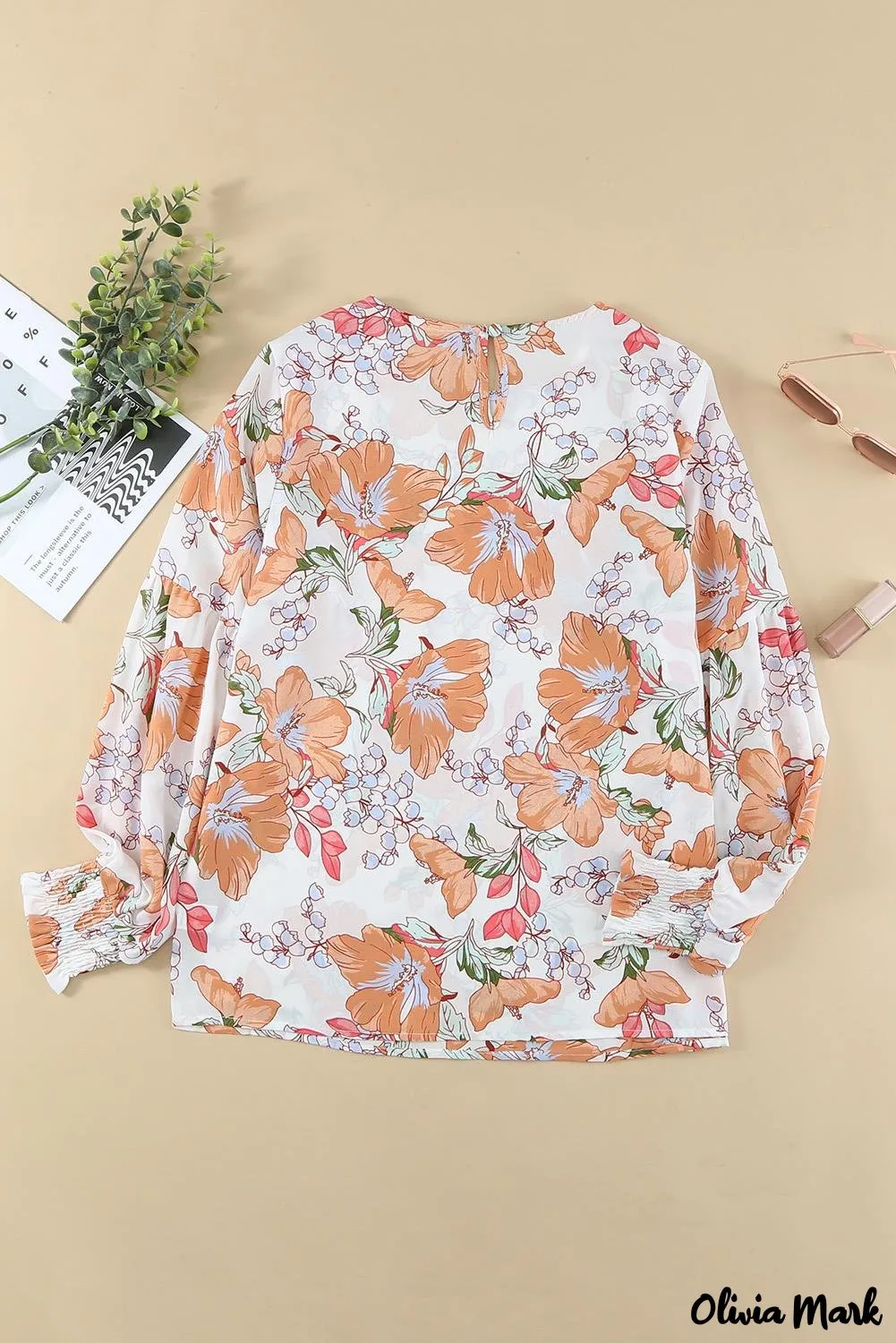 Deanwangkt - Orange floral print puff sleeve shirt with smocked cuffs