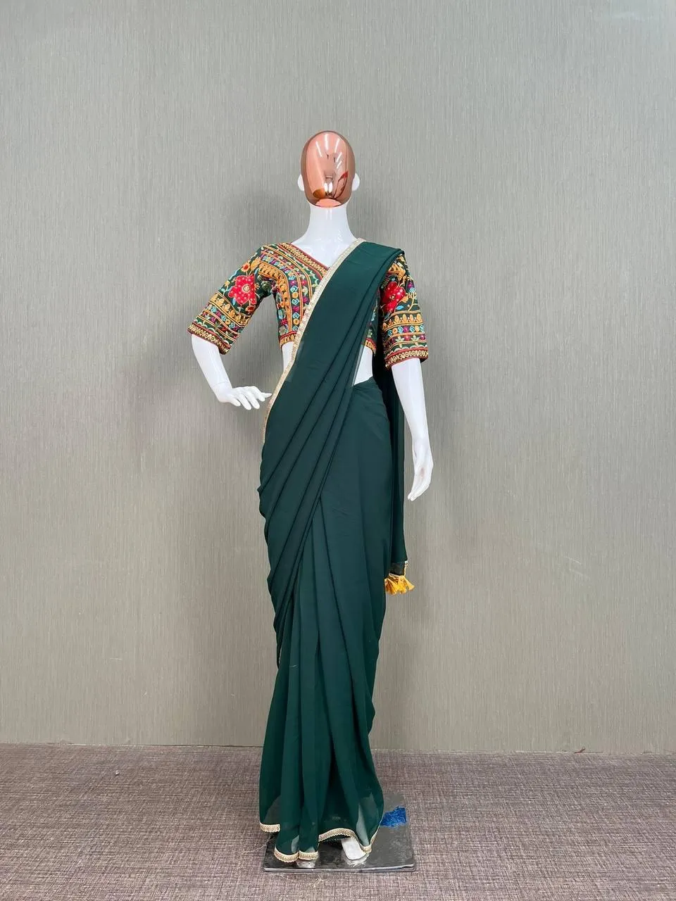 Green Plain Georgette Embroidery Saree