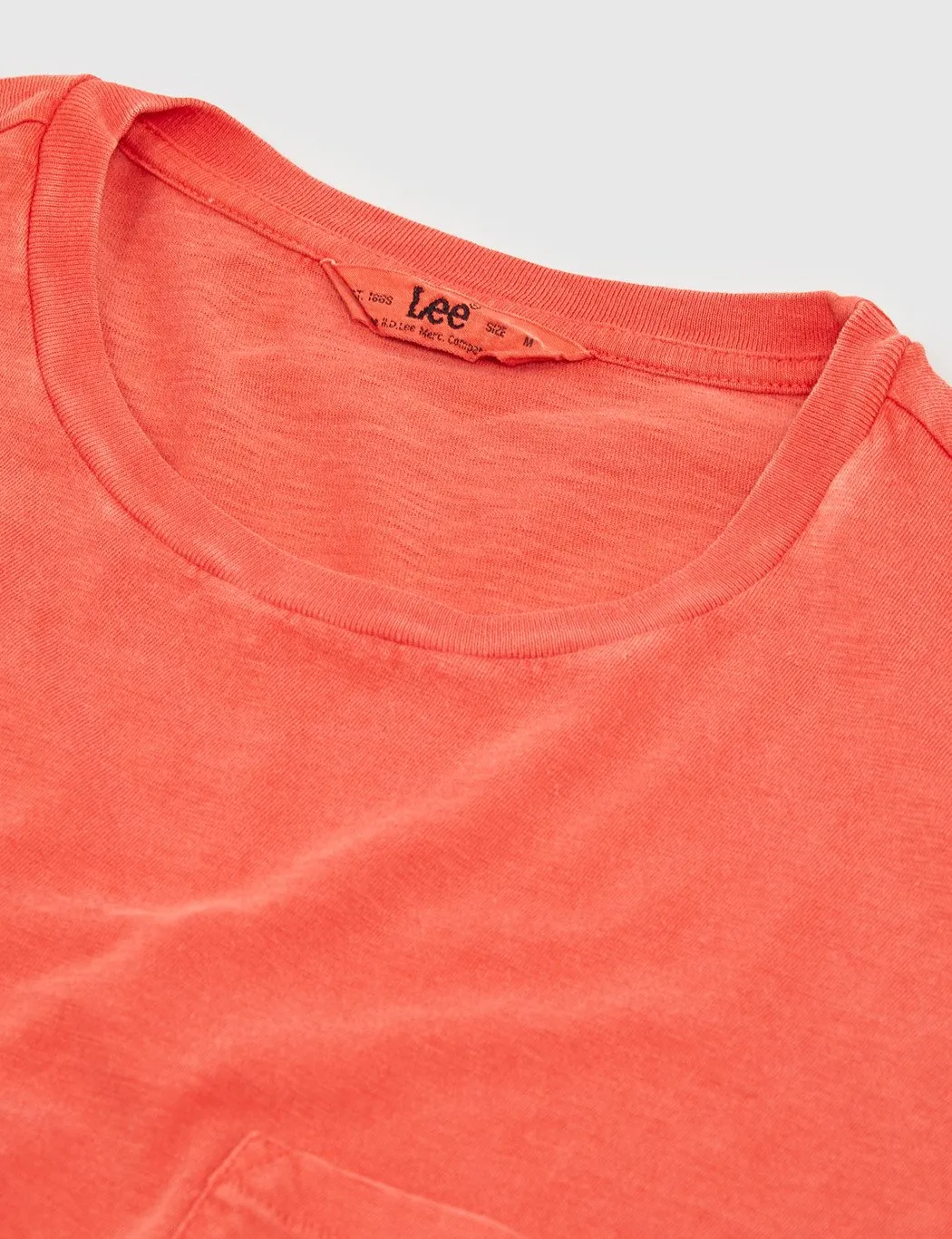 Lee Pocket T-Shirt - Faded Red