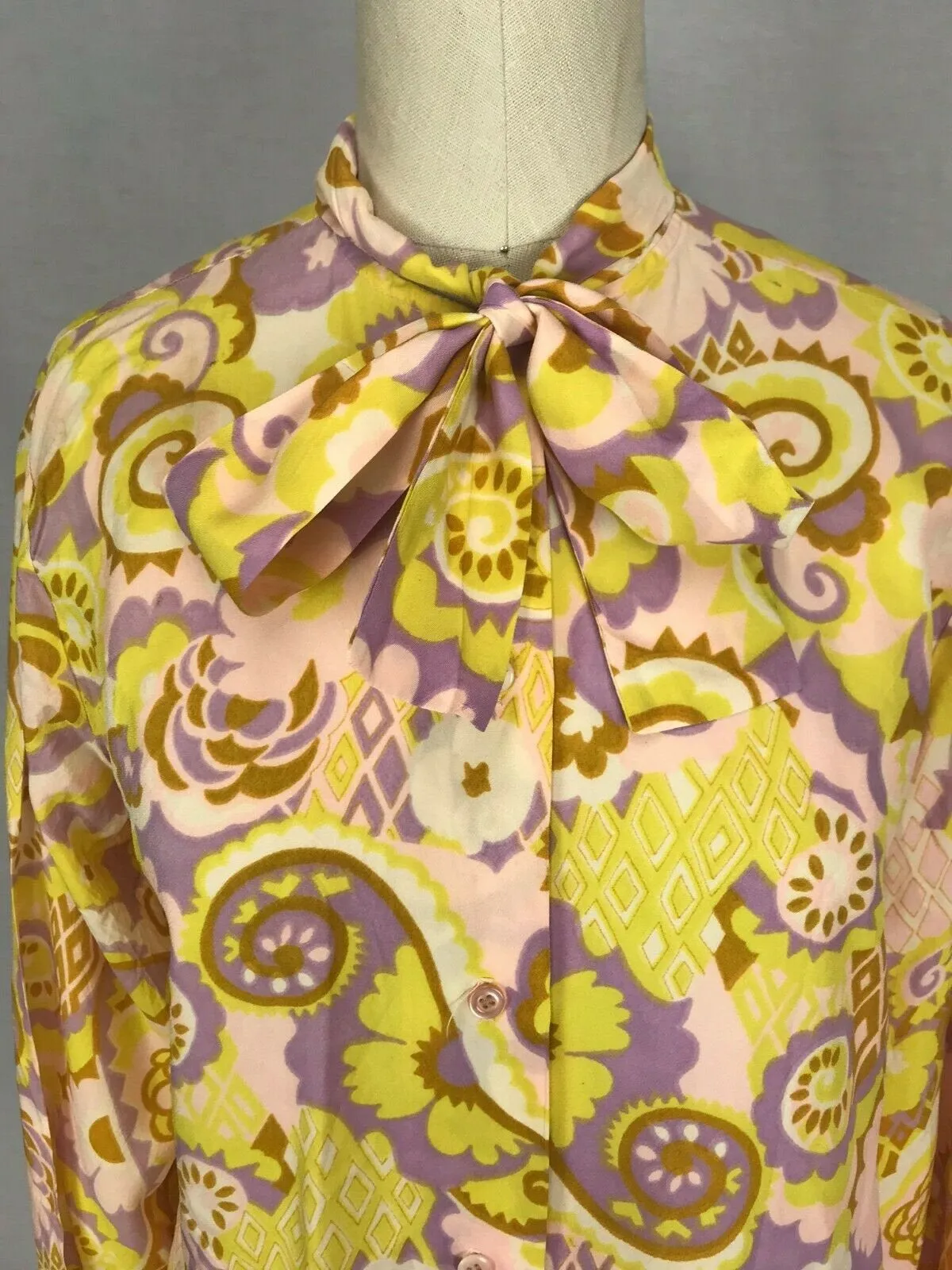 Vintage 60s 70s Yellow Purple MOD Psychedelic Disco Op Art shirt top Blouse M